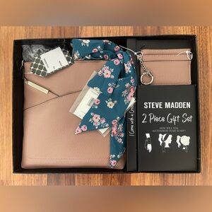 Steve Madden gift box